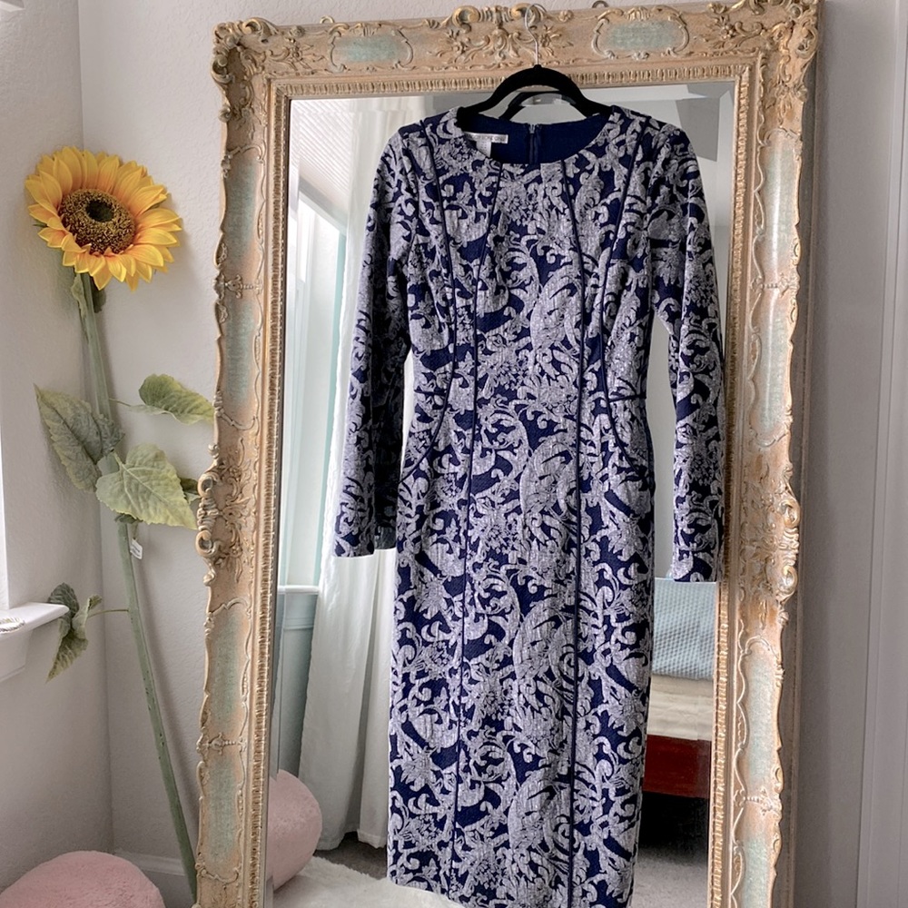Maggy London Blue & White floral dress
